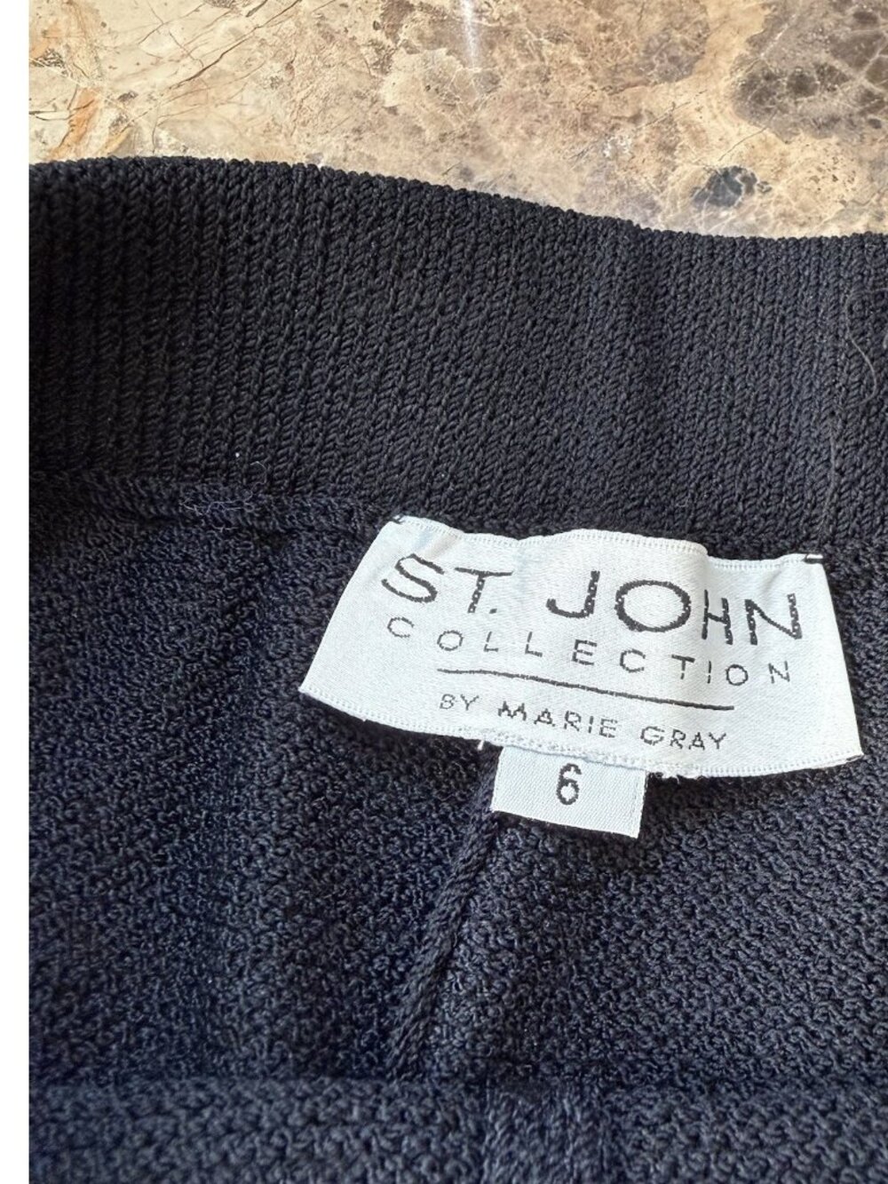St John Collection By Marie Women Knit Suit Set Black Gold Zip Jacket 8 Pants 6 - Picture 16 of 16